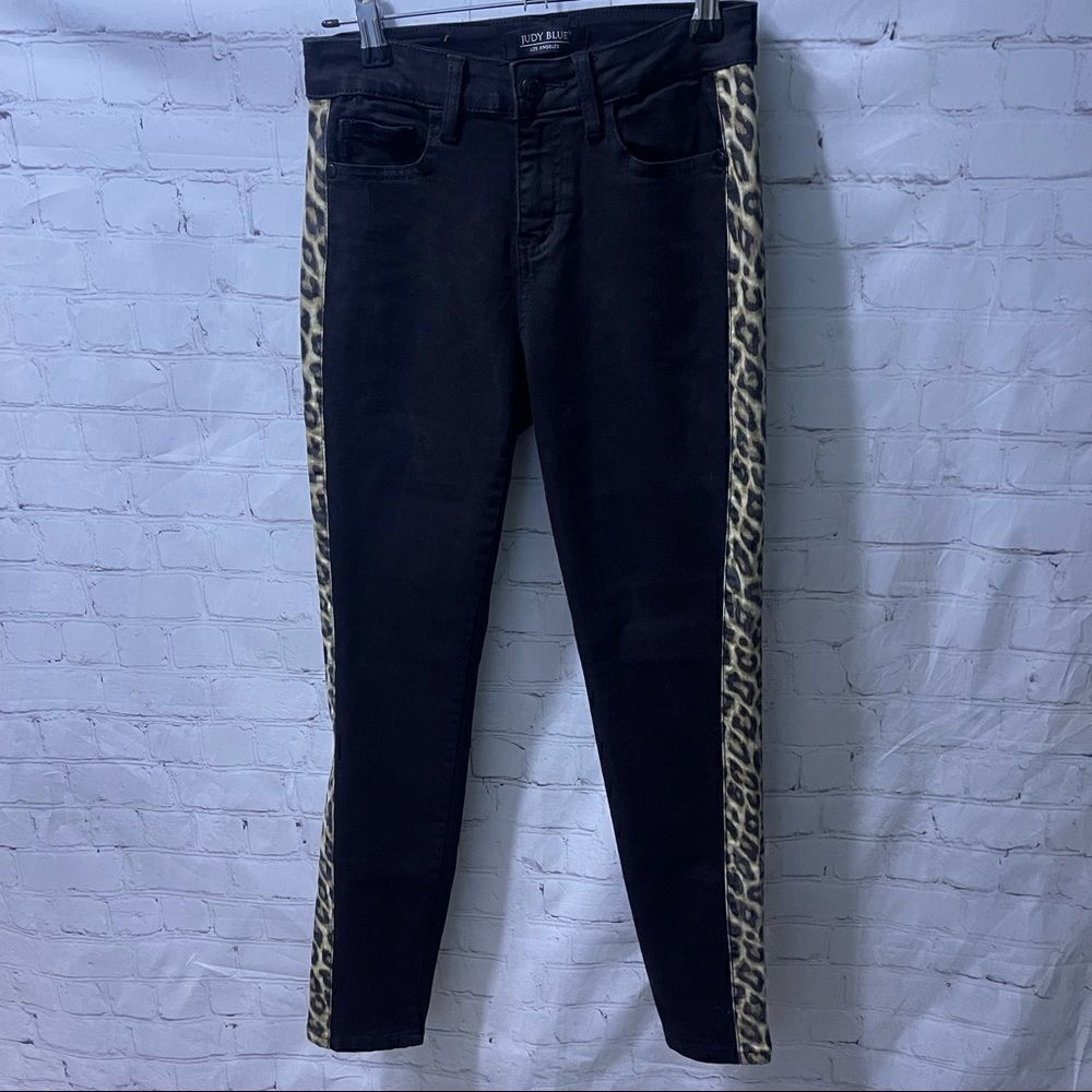 Judy Blue black and leopard pants size 3/26